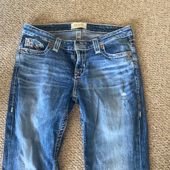 Women’s size 28 r bke jeans